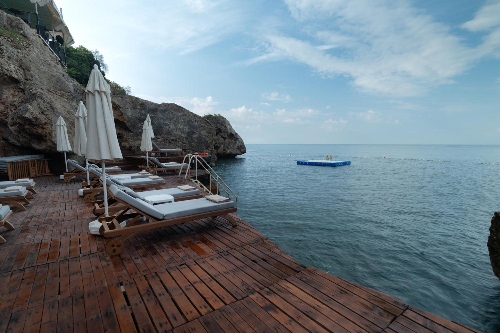 Perge Pine Adults Only 18 Antalya