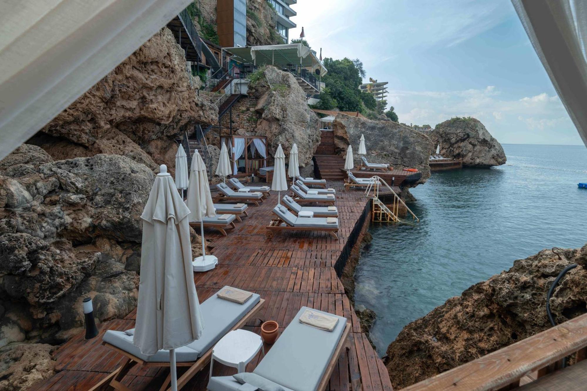 Perge Pine Adults Only 18 Antalya